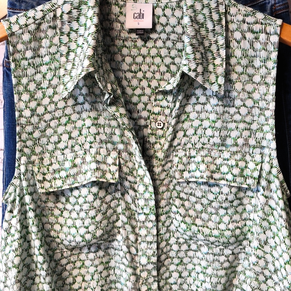 Cabi Sleeveless Top - Picture 3 of 4